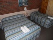 KY COUNTRY ROADS MOTOR INN - Hotel Gold Coast 3