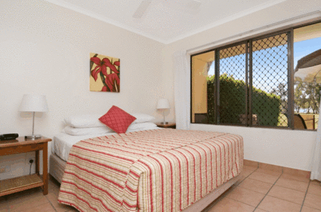 Cayman Quays - Hotel Gold Coast 3