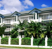 Costa Royale Beachfront Apartments - Hotel Gold Coast