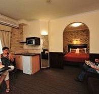 Highlander Motor Inn And Apartments - Hotel Gold Coast