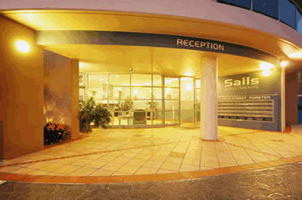 Sails Apartments - Hotel Gold Coast 9