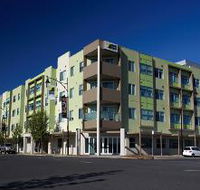 Quest Mawson Lakes - Hotel Gold Coast