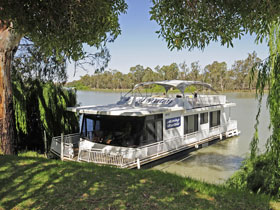 Moving Waters Self Contained Moored Houseboat - Hotel Gold Coast 0