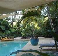 Lily Pad - Hotel Gold Coast