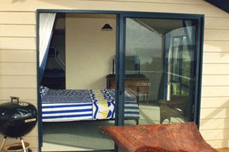 Saar Beach House - Hotel Gold Coast 2