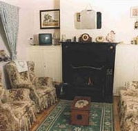 Lavender Cottage Bed And Breakfast Accommodation - Hotel Gold Coast