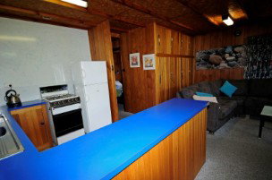 Moving Waters Self Contained Moored Houseboat - Hotel Gold Coast 5