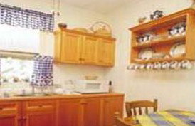 Little Undermount - Hotel Gold Coast 1