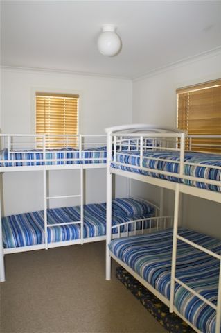 Coffin Bay Escape - Hotel Gold Coast 5
