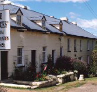 Lythgos Row of Romantic Cottages - Hotel Gold Coast