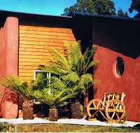 Whispering Spirit Holiday Cottages and Miniature Pony Stud - Hotel Gold Coast