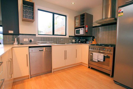 Oakley Place Townhouse - Tasmanian Short Stays - Hotel Gold Coast 3