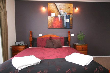 Oakley Place Townhouse - Tasmanian Short Stays - Hotel Gold Coast 4