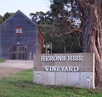 Herons Rise Vineyard - Hotel Gold Coast