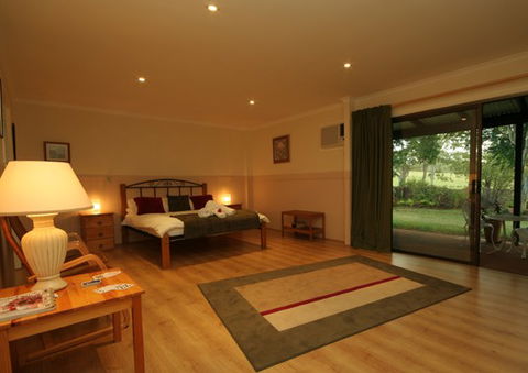 Lagoon Pocket Bed And Breakfast - Hotel Gold Coast 1