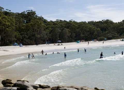 Booderee National Park: Green Patch Camping Area - Hotel Gold Coast 2