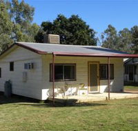 Cockatoo Cottage - Pooncarie - Hotel Gold Coast
