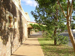 Broken Hill Caledonian Bed And Breakfast - Hotel Gold Coast 1