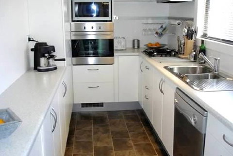 Emaroo Cottage On Oxide Street - Hotel Gold Coast 1