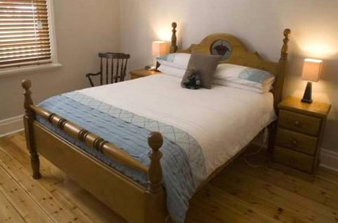 Emaroo Cottage On Williams Street - Hotel Gold Coast 2
