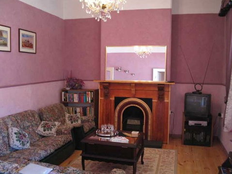 Lavender And Lace Cottage - Hotel Gold Coast 1