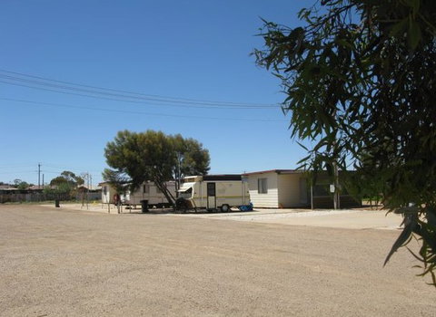 Silverland Caravan Park - Hotel Gold Coast 4