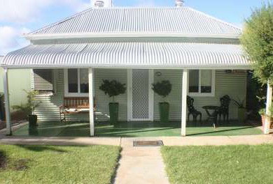 Unique Outback Cottages - Hebbard Cottage - Hotel Gold Coast 0