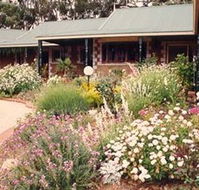 Red Gum Lagoon Cottages - Hotel Gold Coast