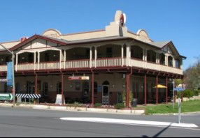 The Royal Hotel Adelong - Hotel Gold Coast 0