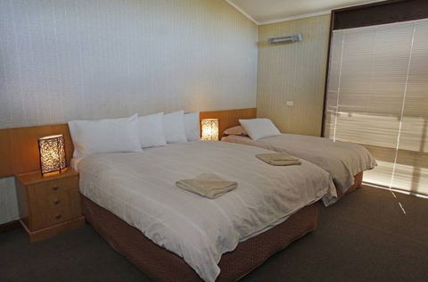 Creel Lodge - Hotel Gold Coast 1
