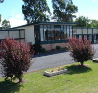 Nimmitabel Motel - Hotel Gold Coast