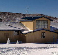 Ben Bullen Ski Lodge - Hotel Gold Coast