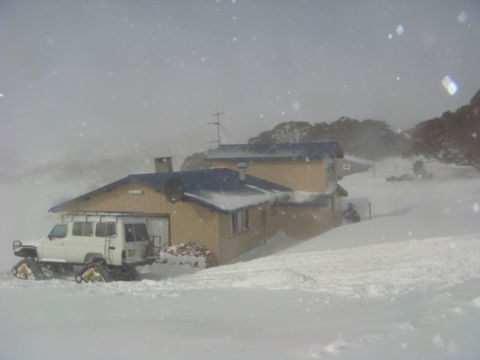 Ben Bullen Ski Lodge - Hotel Gold Coast 1