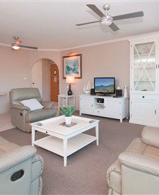 Albacore - Hotel Gold Coast 0