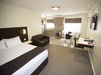 Mercure Wagga Wagga - Hotel Gold Coast 2