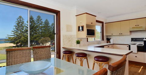 Beach House On Kendalls - Hotel Gold Coast 4