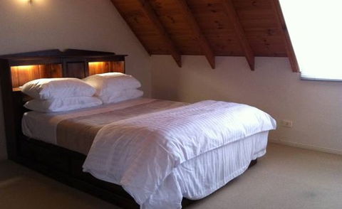 Artist Cottage Ogishi Craft Centre - Hotel Gold Coast 1