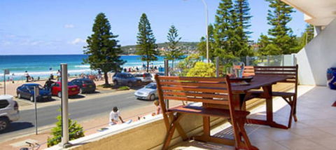 Absolute Beachfront Manly Bed And Breakfast - Hotel Gold Coast 1