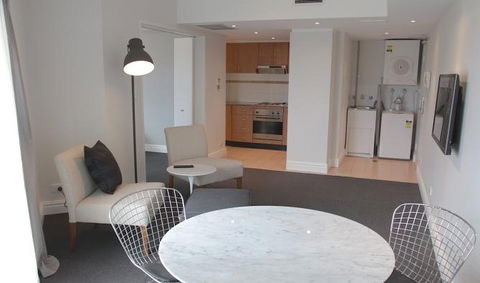 AEA Sydney Airport Serviced Apartments - Hotel Gold Coast 3