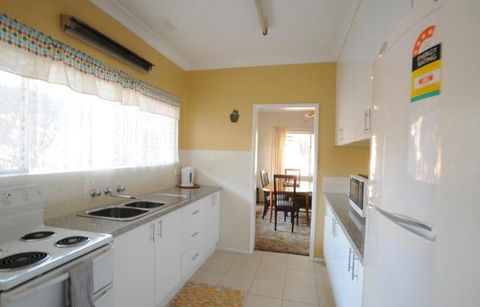 Amber Court Coonabarabran - Hotel Gold Coast 2