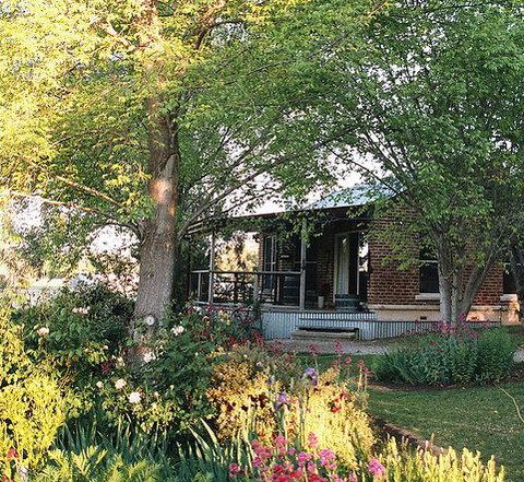 Amazing Country Escapes - Evanslea By The River - Hotel Gold Coast 0