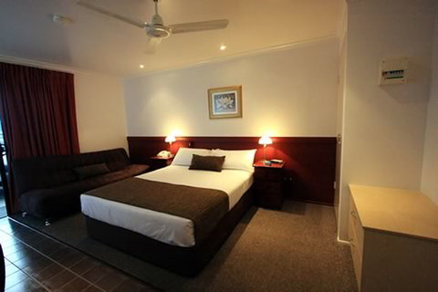 Xenia Central Studio Accommodation - Hotel Gold Coast 1