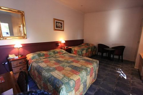 Xenia Central Studio Accommodation - Hotel Gold Coast 2