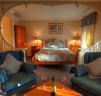 Honeysuckle Cottages and The Rocks Restaurant - Hotel Gold Coast