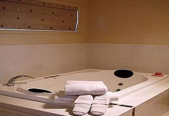 Camelot - Hotel Gold Coast 2