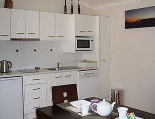 Camelot - Hotel Gold Coast 5