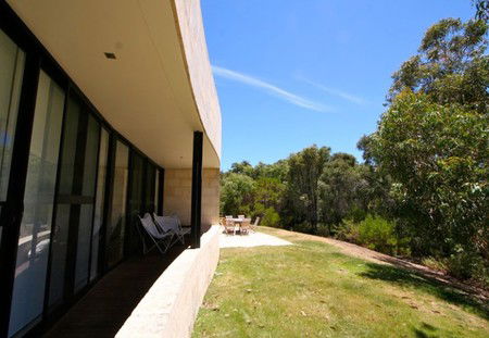 SLR Margaret River Holiday Homes - Hotel Gold Coast 2