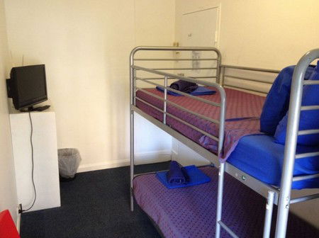 Zing Backpackers Hostel - Hotel Gold Coast 3
