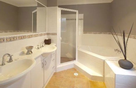 Avon Lodge Bribie Island - Hotel Gold Coast 2