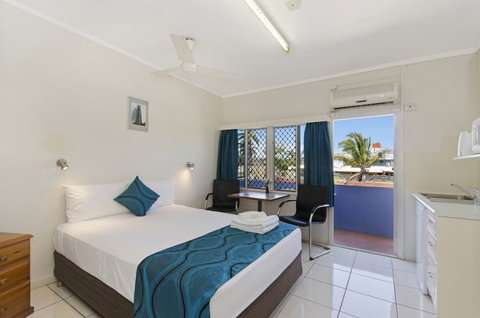 Strand Motel - Hotel Gold Coast 1